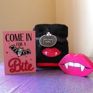 Betsey Johnson Ashland Vampire Bat Halloween Towels and Decor Set NWT